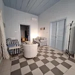 Pavlos Place - Blue Haven Holiday home *