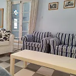 Pavlos Place - Blue Haven Holiday home *