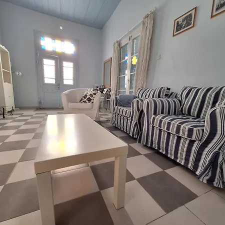 Pavlos Place - Blue Haven Holiday home